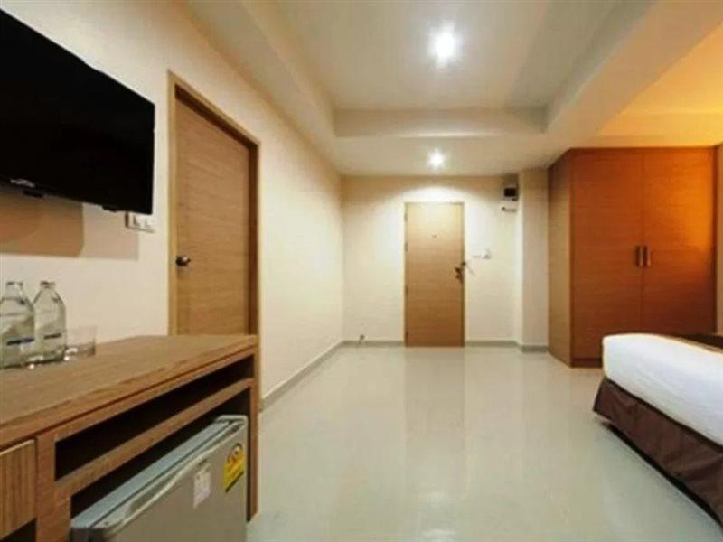 Gateway Hotel Pratunam Bangkok Buitenkant foto